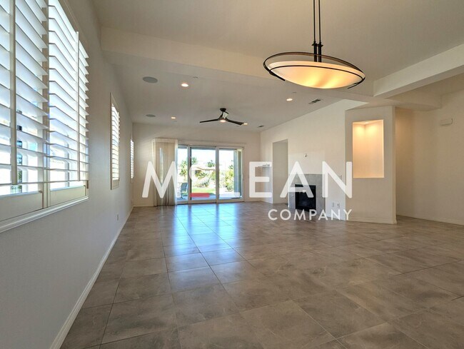 Building Photo - Luxury Desert Living in Desert Princess Co...