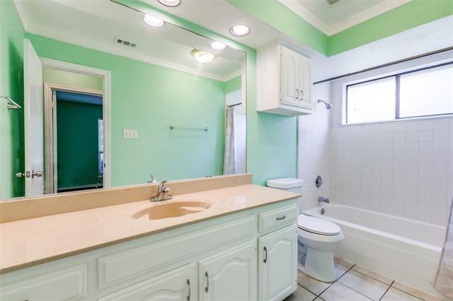 Building Photo - 1308 Choctaw Dr