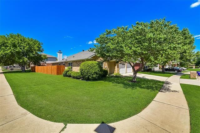 Building Photo - 1206 Periwinkle Dr