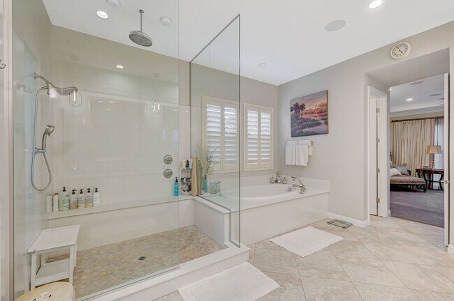 Building Photo - Private Cul-de-Sac Estate in Gated Summerlin with Pool, Spa & Outdoor Living