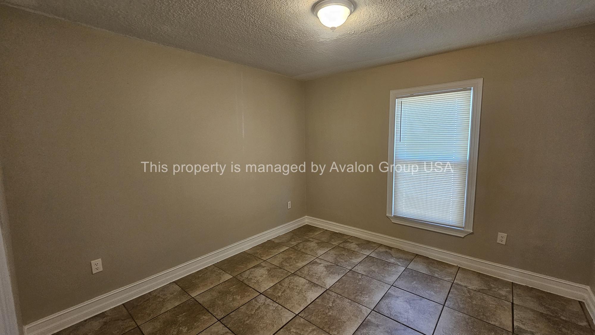 Building Photo - 2373 Broadway Ave