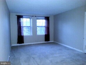 Building Photo - 4862 S 28th St