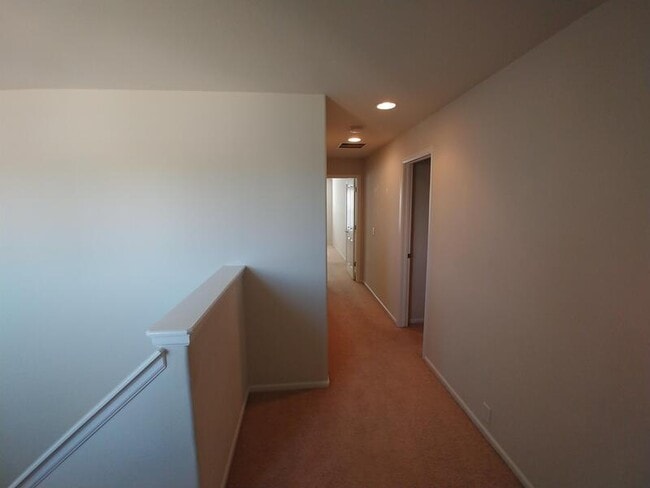 Building Photo - 8170 Elk River View