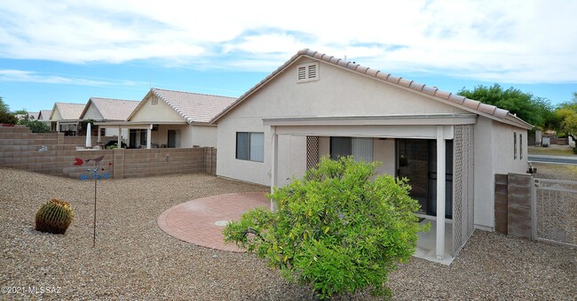 Building Photo - 2633 W Cezanne Cir