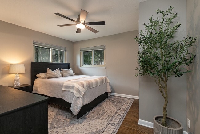 Building Photo - 1936 E Greenwood St