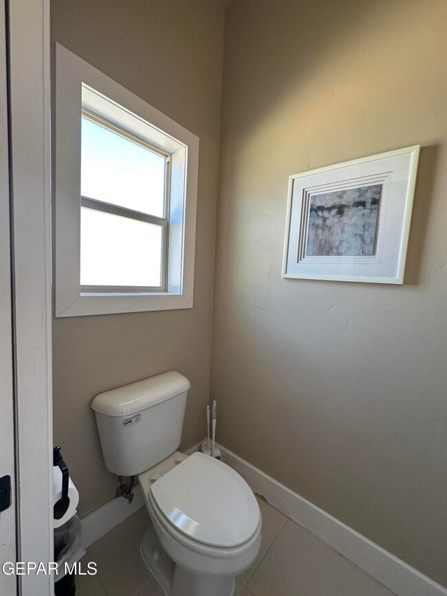 Building Photo - 3837 Tierra Campa Dr