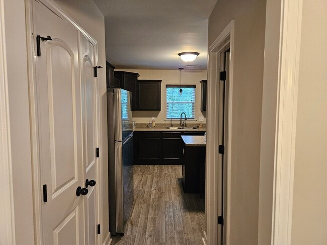 Building Photo - Charming 3-bedroom, 2-bathroom unfurnished home - No HOA - Sneads Ferry