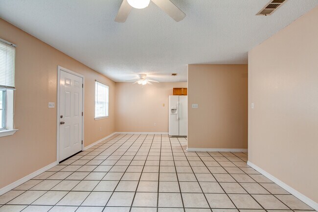 Building Photo - 5596 Daugherty Rd