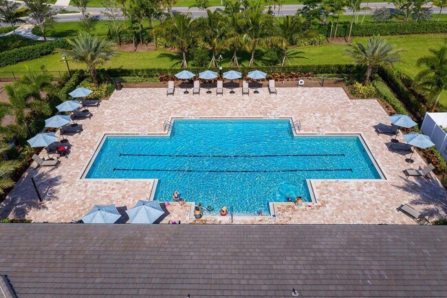 Building Photo - 8632 Escue St