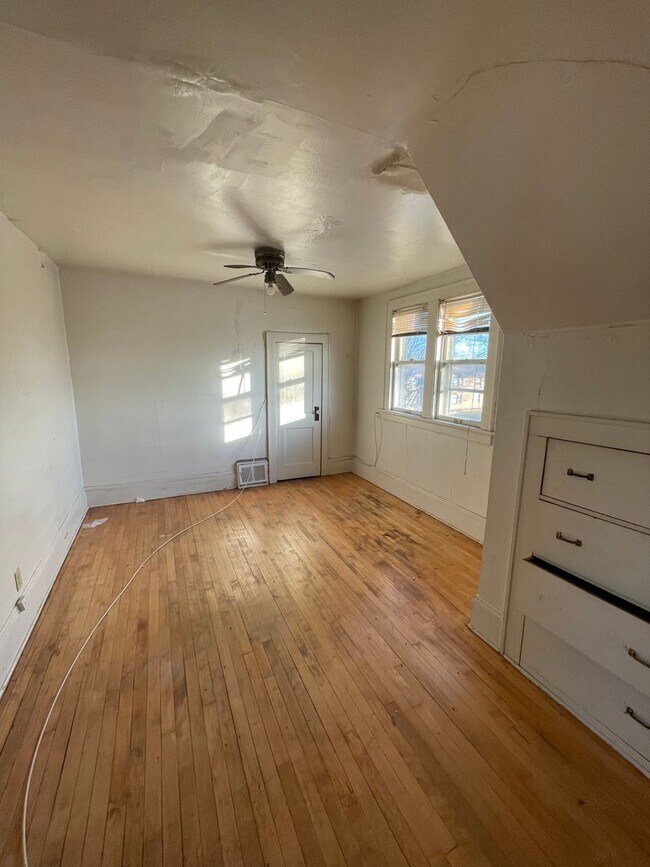 Building Photo - 5241 North 31st Street