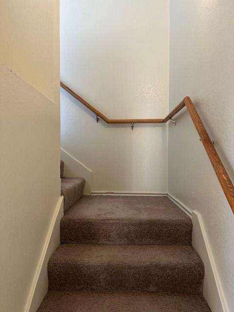 Building Photo - 1017 Christopher Ave