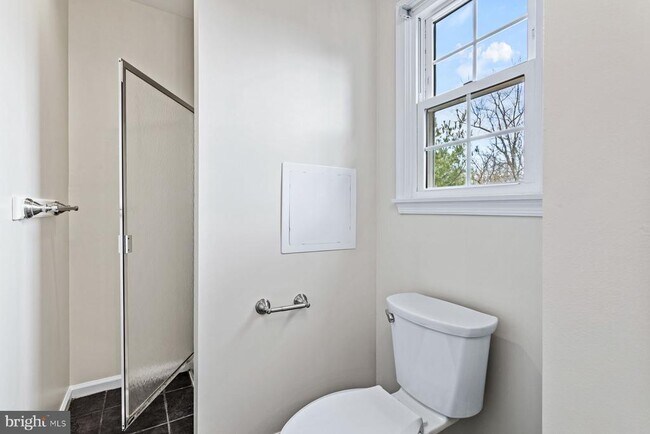 Building Photo - 10610 High Beach Ct