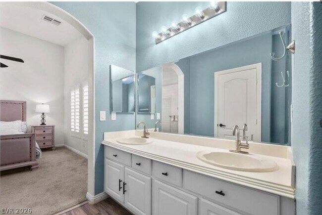 Building Photo - 1069 Sheer Paradise Ln
