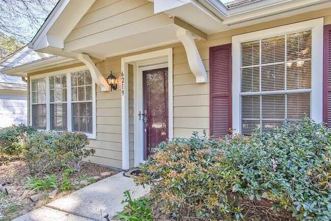 Building Photo - 6219 Spruce Bough Ct