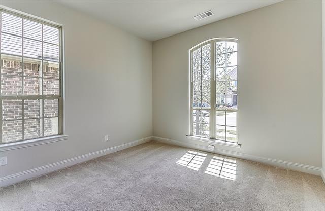 Building Photo - 3021 Avondale Ct