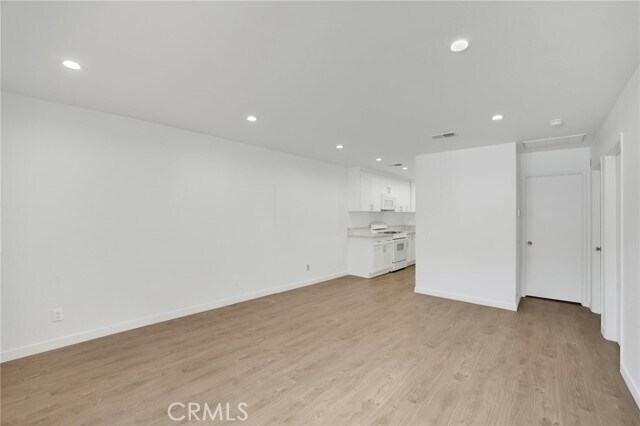 Building Photo - 1119 Linden Ave