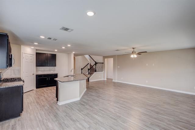 Building Photo - 2700 Tobias Ln