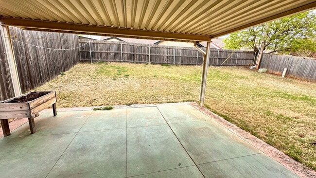 Building Photo - 17316 Valley Crst