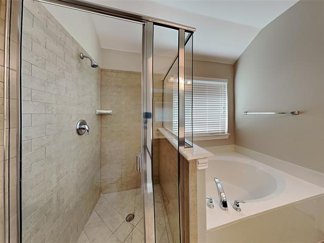 Building Photo - 496 Oak Hills Ln