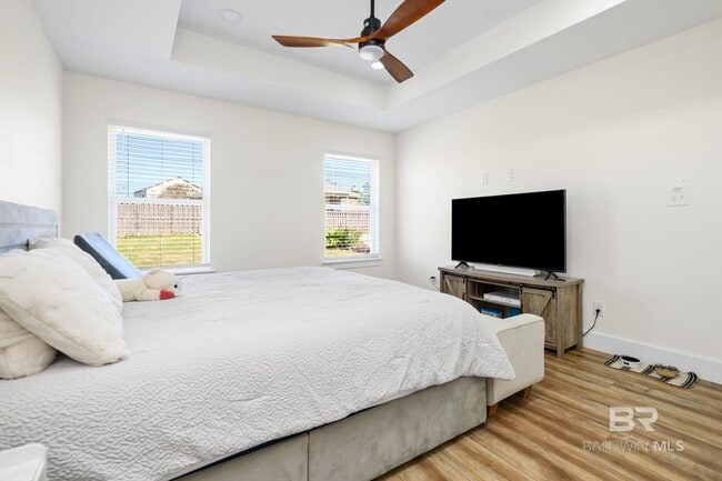 Building Photo - 350 Allison Ct