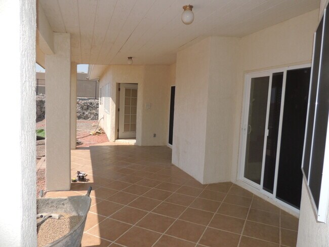 Building Photo - Long Term Rental