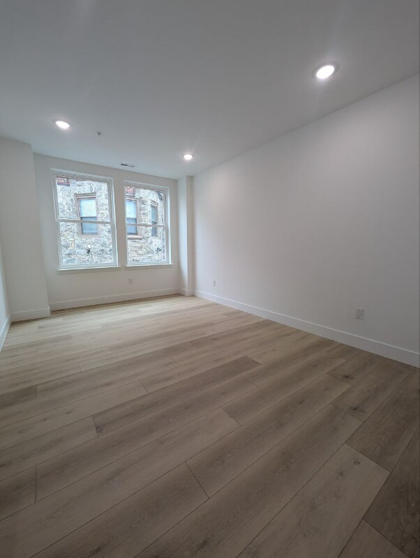 Building Photo - 835 N 63rd St