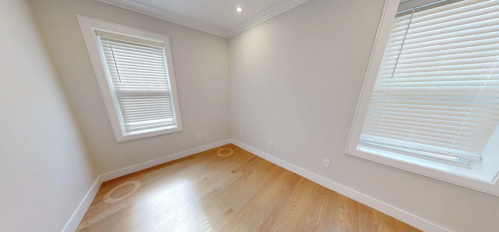 Building Photo - 165 Allston St
