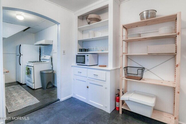 Building Photo - 13 Pilgrim Pathway