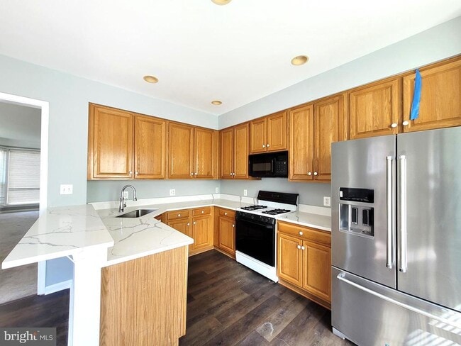 Building Photo - 6012 Ricketts Walk