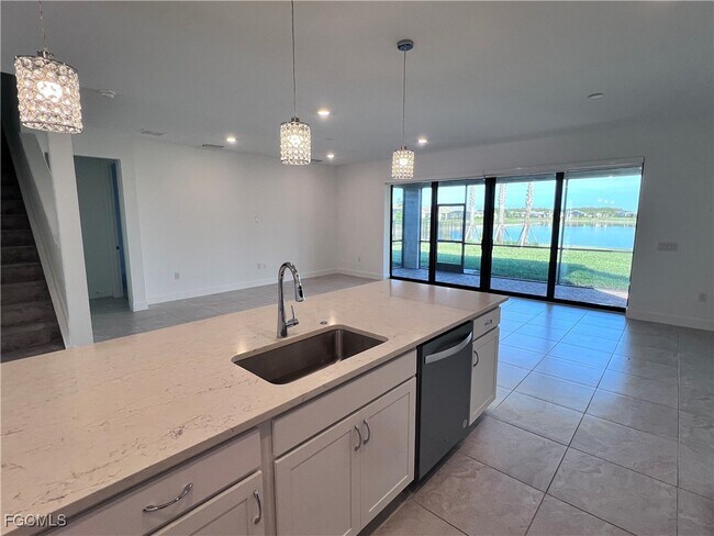 Building Photo - 3700 Passion Vine Dr