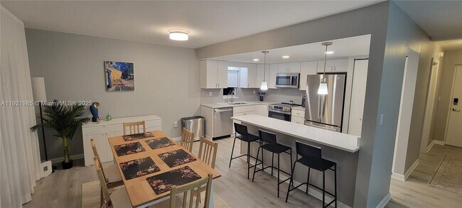 Building Photo - 1200 14th St