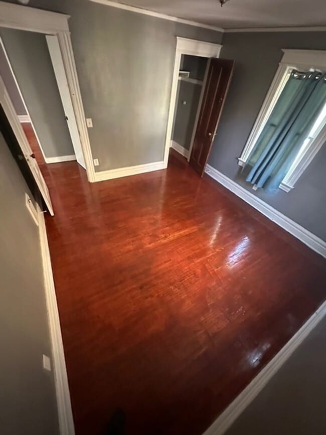 Building Photo - 268 Ave. C