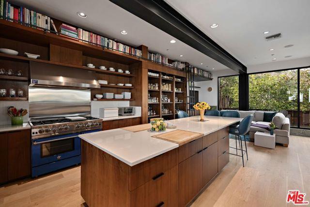 Building Photo - 1406 1/2 North Kenter Avenue, Los Angeles,...