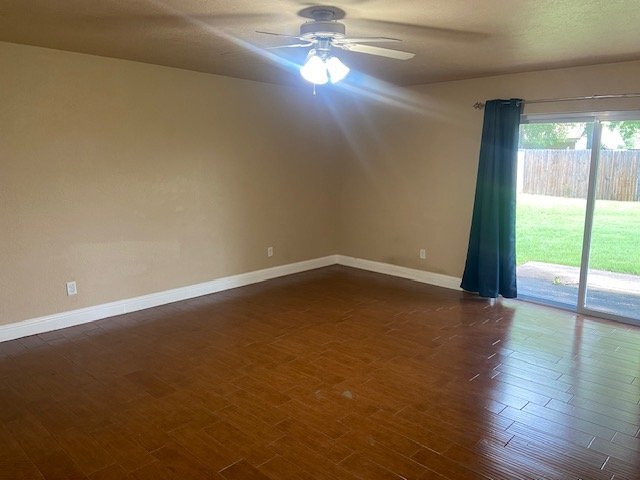 Building Photo - 6017 Hillcrest Dr
