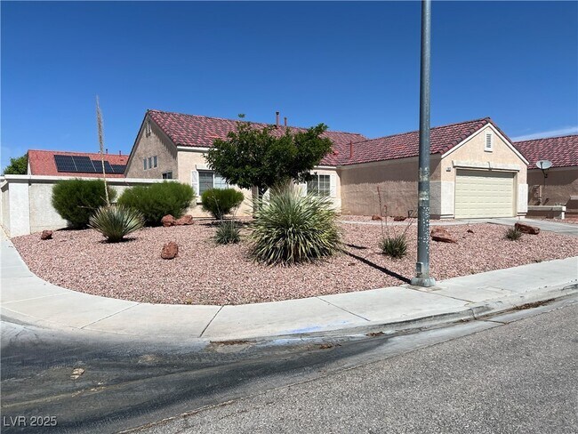 Primary Photo - 5825 Coleman St