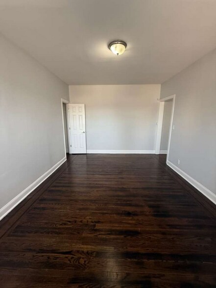 Building Photo - 230 Washington St