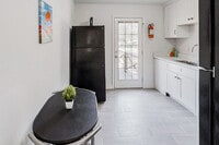 Building Photo - 4083 Sweetbriar Ln