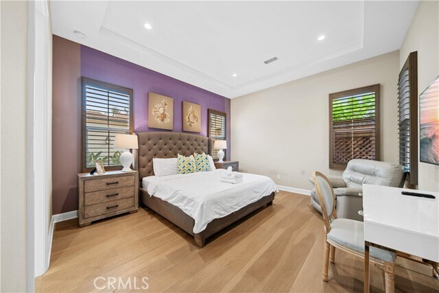 Building Photo - 114 Guinness