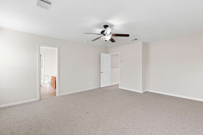 Building Photo - 18226 Fair Grange Ln