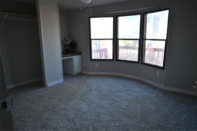 Building Photo - 13721 Brigadier Dr