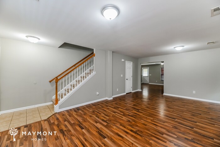 Building Photo - 1522 Mandarin Ct