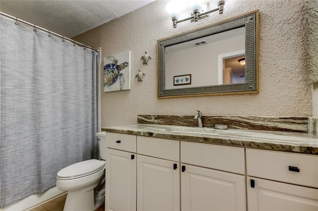 Building Photo - 12261 Sailwinds Dr