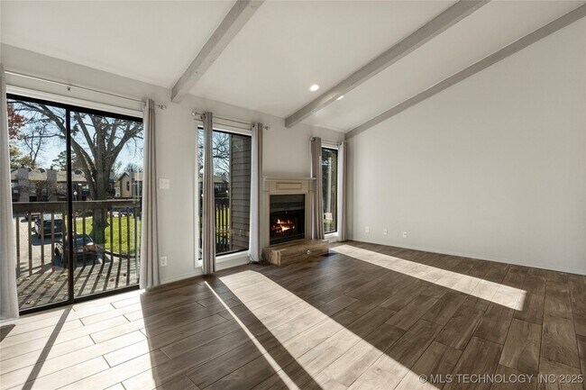 Building Photo - 3712 S Madison Ave
