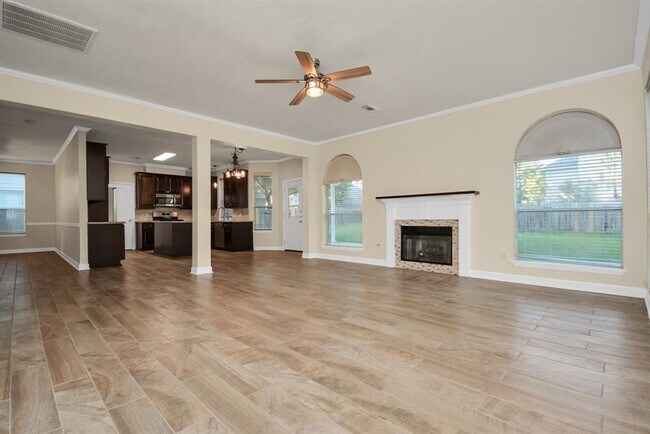 Building Photo - 20210 Black Canyon Dr
