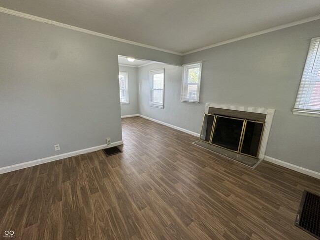 Building Photo - 830 Berkley Rd
