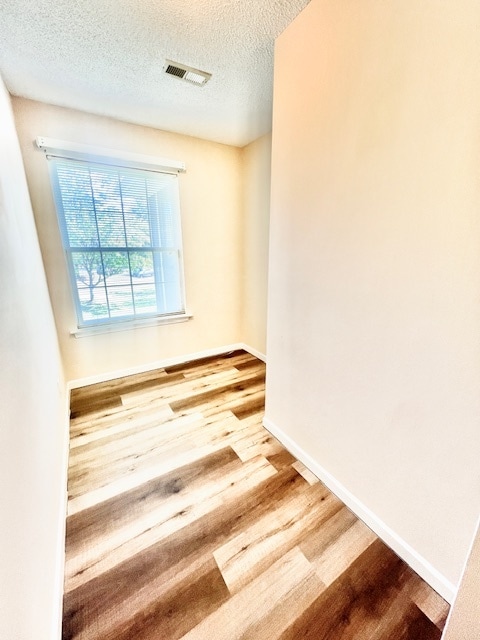 Building Photo - 2117 Sanderling Dr