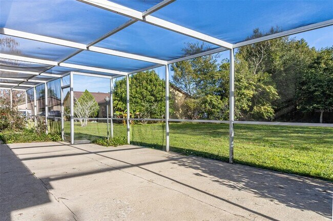 Building Photo - 712 E Flag Way