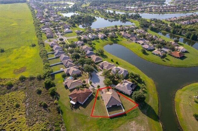 Building Photo - 2630 Summerland Way
