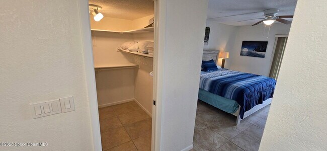 Building Photo - 200 S Banana River Blvd