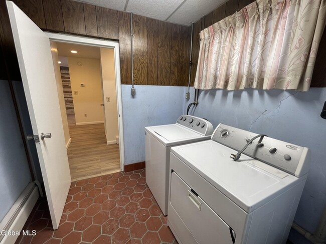 Building Photo - 54 NY-236